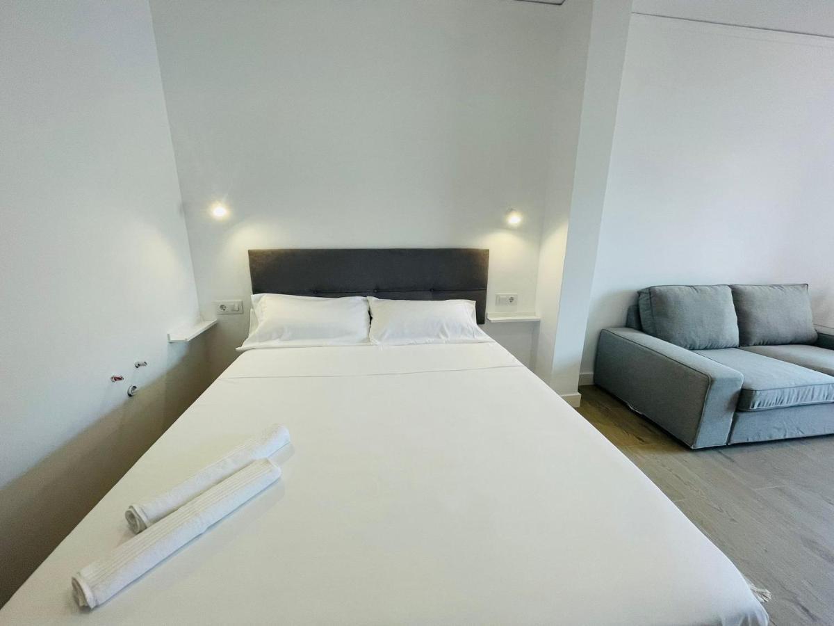 Pare Pere Rooms Dénia Esterno foto